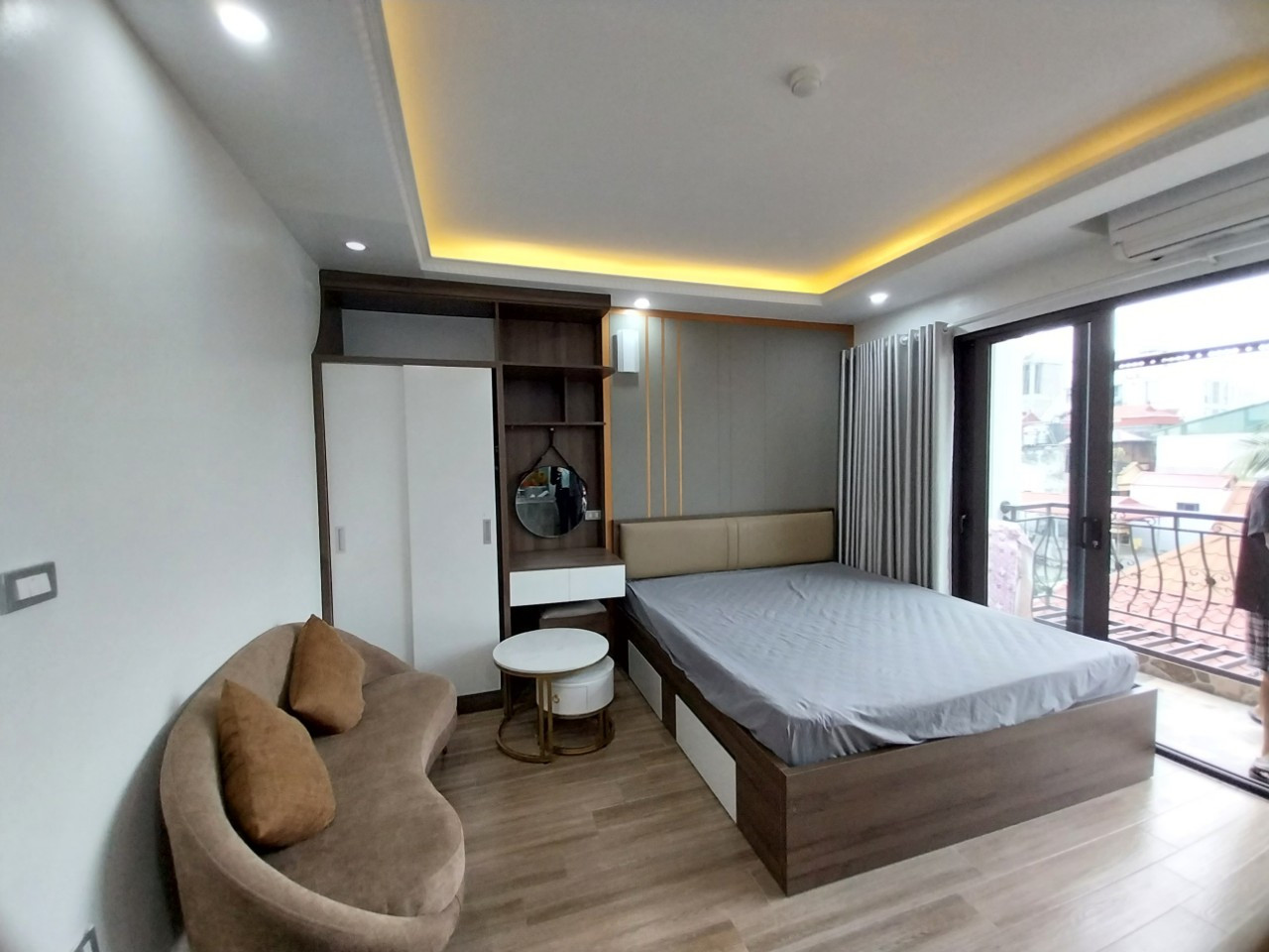 Cho thuê Căn CCMN tại Số 61C, Ngõ 193 Trích Sài, Bưởi,Tây Hồ. View hồ cực Chill. Chỉ 7 tr
