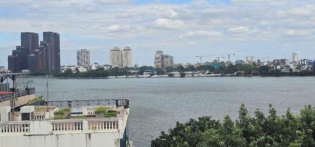 Cho Thuê Nhà Võng Thị - Tây Hồ/ 36M² 8 Tầng 4 Ngủ Thang Máy - Ở, Kinh Doanh Đỉnh - Giá Thuê 50tr