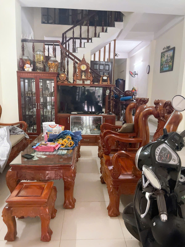 BÁN NHÀ 3 TẦNG, TẶNG NỘI THẤT GỖ,100M2, ĐƯỜNG 7M5 CẠNH ĐH DUY TÂN, LIÊN CHIỂU, CHỈ 4.75 TỶ
