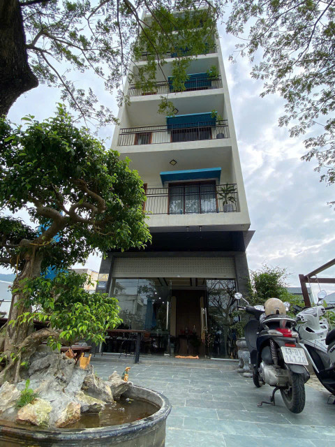 Top tòa căn hộ dịch vụ 5 x 18m 1 trệt 6 lầu thang máy view biển Đà Nẵng