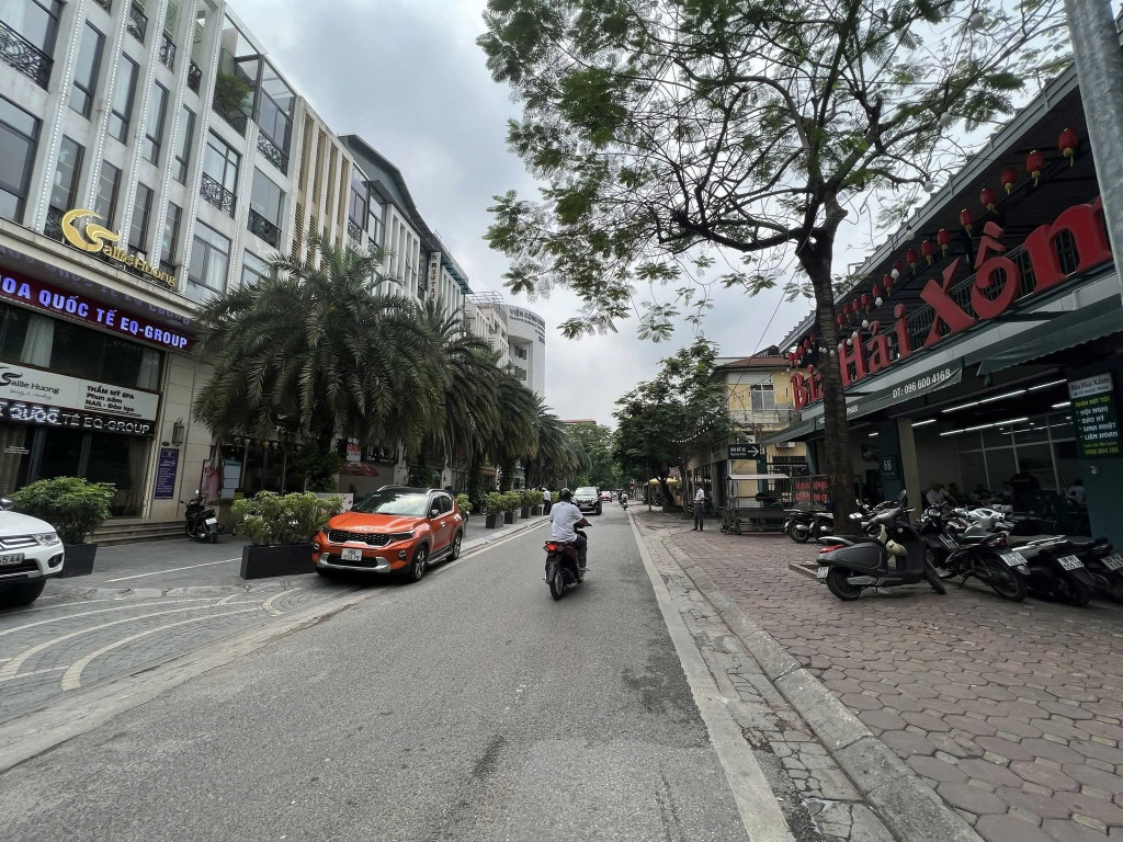 BÁN BIỆT THỰ LA CASA VILLA - VŨ NGỌC PHAN, LÁNG HẠ - 190M² x 5 TẦNG - KINH DOANH - GIÁ 67 TỶ