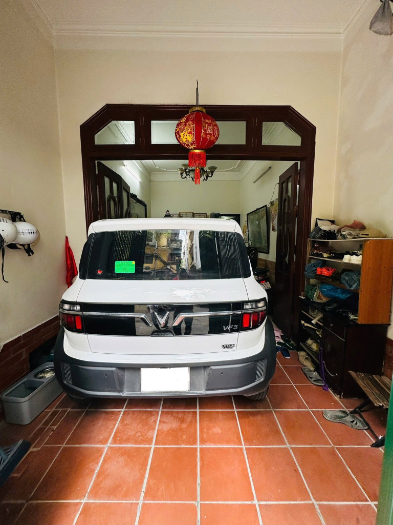Bán nhà phố Vũ Thạnh, Đống Đa, phân lô, gara ô tô, ngõ rộng, nhà dân xây