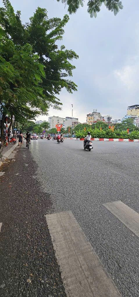 🎯Một toà cao ốc 9 tầng phố Vũ Tông Phan 🌇.Giá 55 tỷ.106m2, mặt tiền 5.4m.