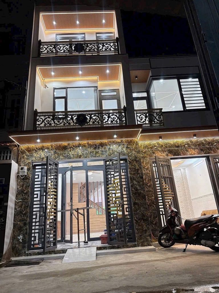 Cần bán nhà đẹp gần MT Vũ Tùng, P.2, Bình Thạnh – DT 38m2 giá 2tỷ200tr. Hiện đang cho thuê 15tr/tháng.
