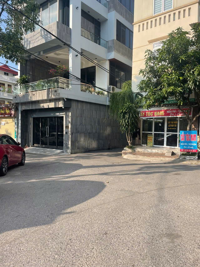 Cần bán đất thổ cư phố Vũ Xuân Thiều,Ô Tô vào đất, mặt ngõ ô tô chánh,46m2,6.2 tỷ.