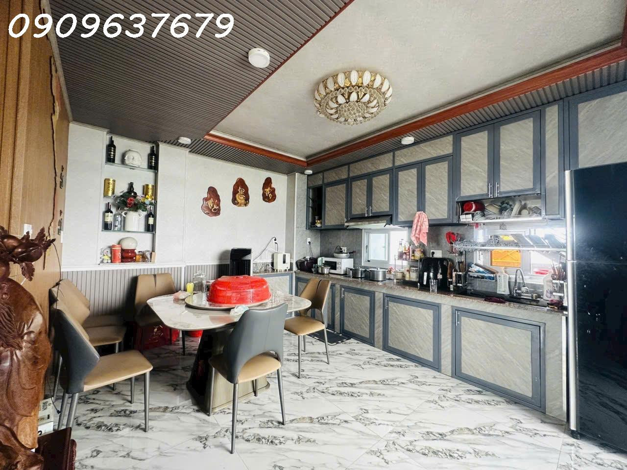 CHDV- VỪA Ở VỪA CHO THUÊ- CHỦ ĐANG TỰ KD-DÒNG TIỀN 50TR/THÁNG - VƯỜN LÀI - AN PHÚ ĐÔNG LÔ GÓC -5 TẦNG - HẦM- THANG MÁY- XE HƠI ĐẬU ĐỖ TRƯỚC NHÀ NGÀY ĐÊM