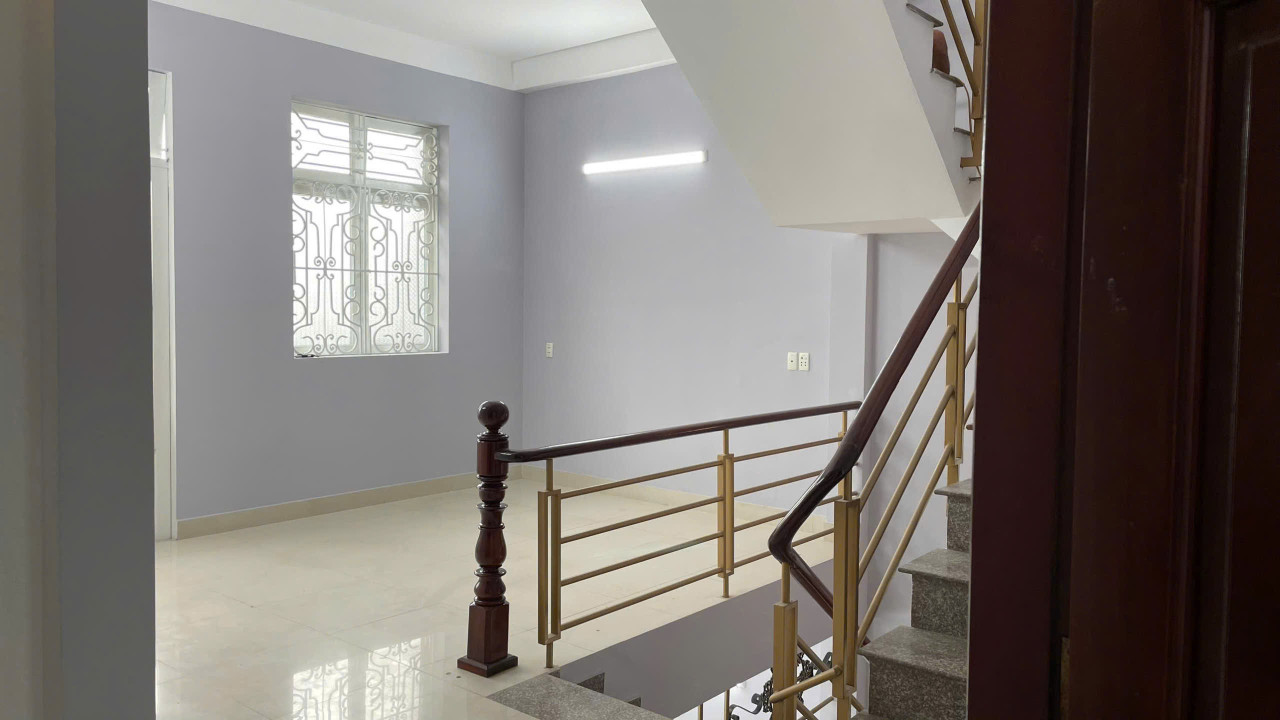 SIÊU PHẨM NHÀ BỀ THẾ – ĐƯỜNG VƯỜN LÀI, Q12 – SÁT NÁCH GÒ VẤP, NHỈNH 6 TỶ