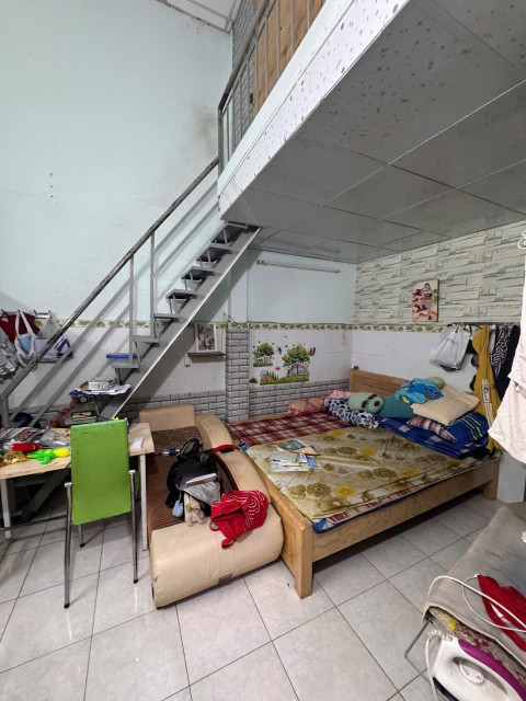 Bán gấp nhà 90m2 1 lầu tại Vườn Lài Tân Phú
