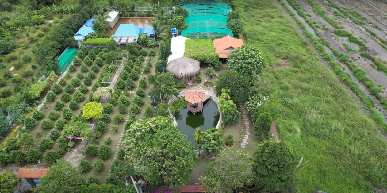 Bán đất Bình Chánh (MT đường Vườn Thơm); 21x88m2; có sẵn nhà vườn, ao cá; tiện để ở, đầu tư; sổ đỏ; 14 tỷ