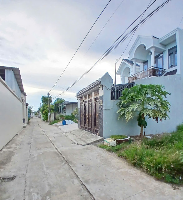Bán 2lô liền kề đẹp Full thổ cư. Đường vườn thơm. Giá thơm phức