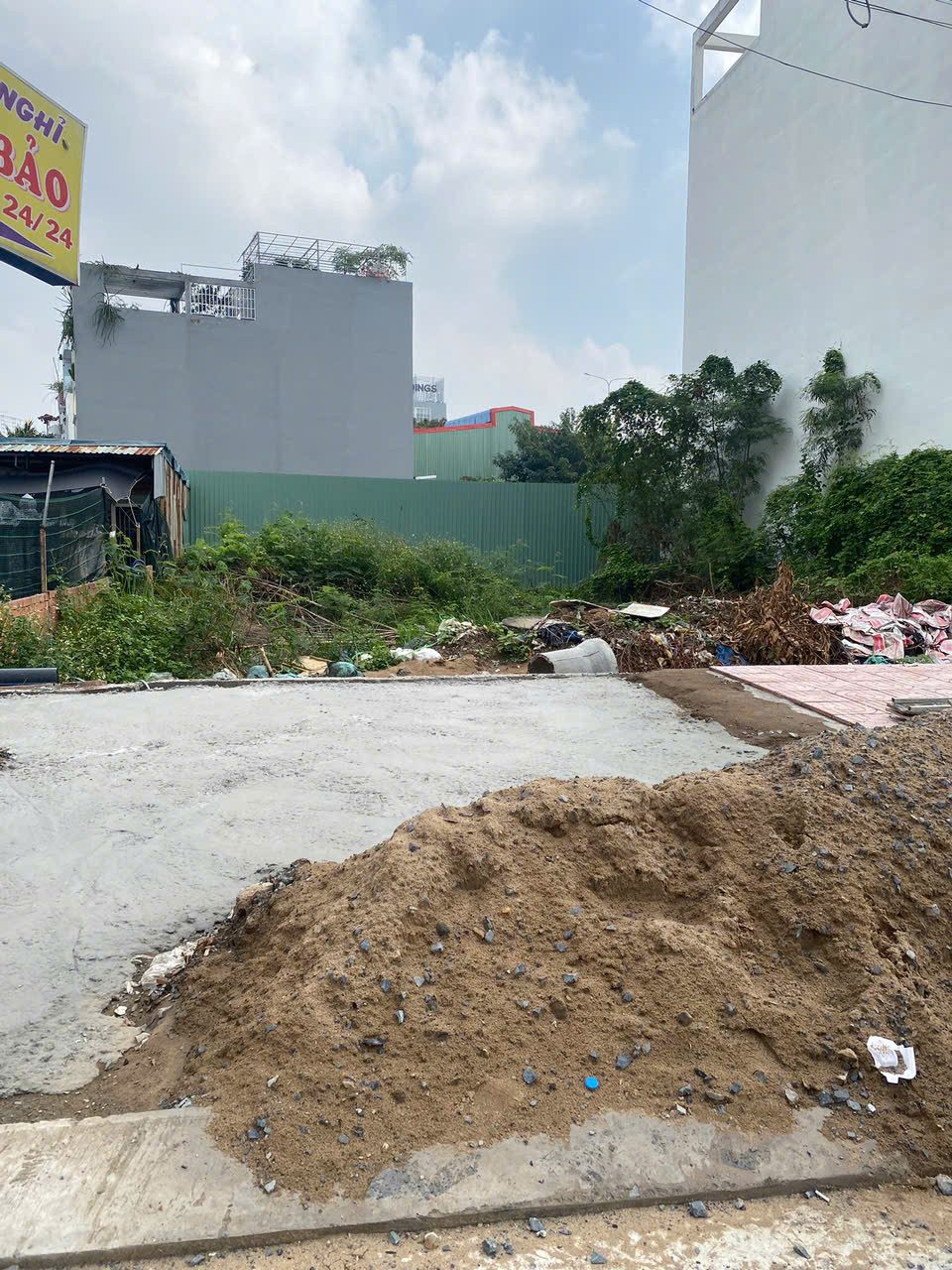 Tôi cần trả nợ. Bán gấp lô 100m2 gia 1.8ty gần vành đai 3 Có sổ. TC 100%