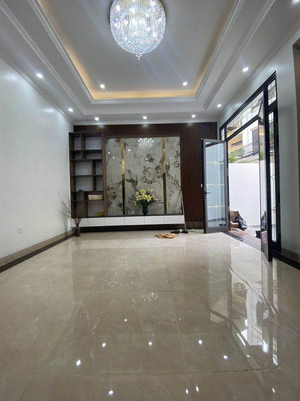 Bán nhà Vương Thừa Vũ (Thanh Xuân) 52m, 6 tầng, mt 6/3m, giá 15.9 tỷ
