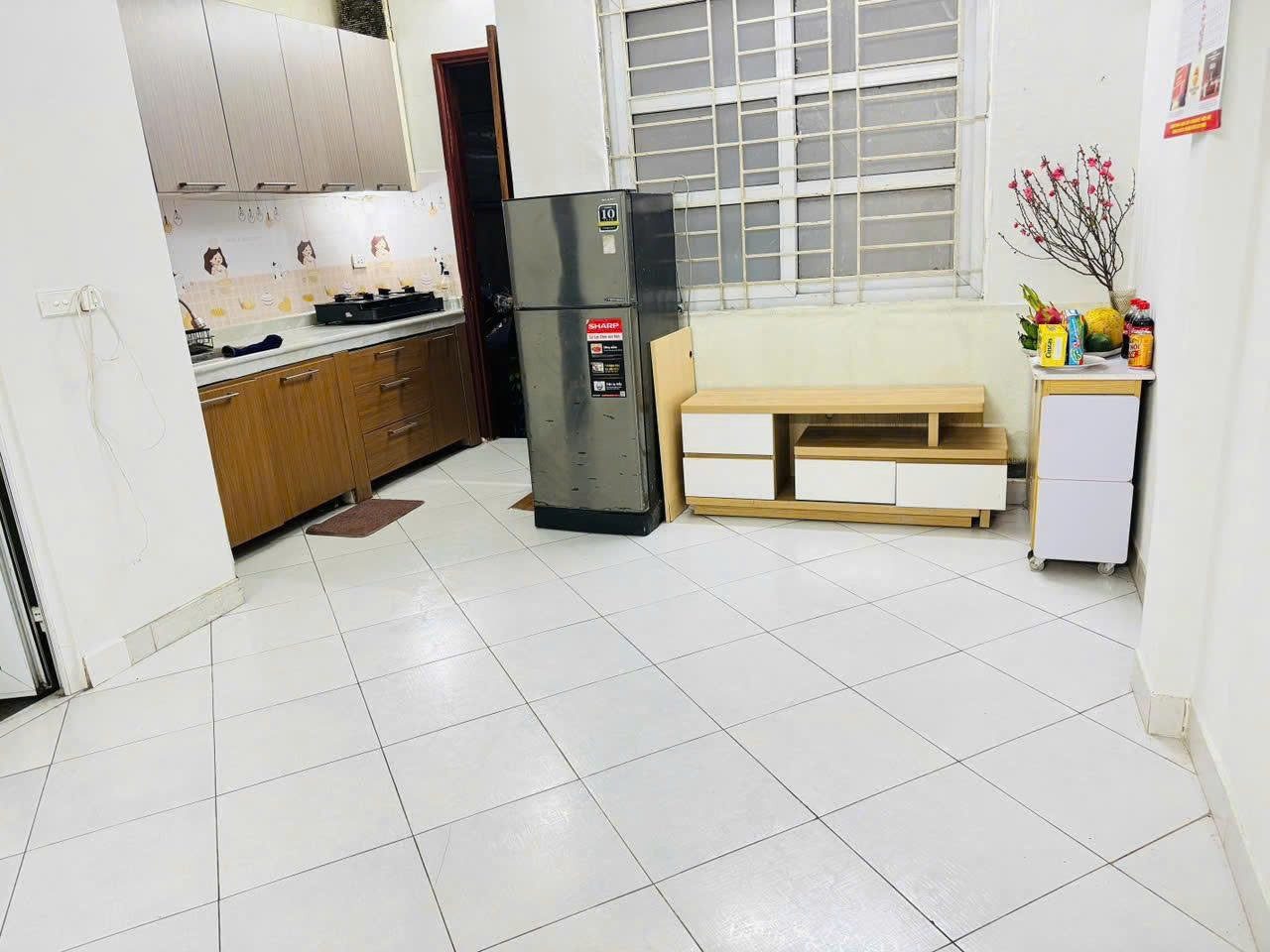 Cho Thuê Gấp Nhà 66M² - Công Năng Đầy Đủ - Xã Đàn 2 - Đống Đa - Gần Phố - Giá Thuê 15tr