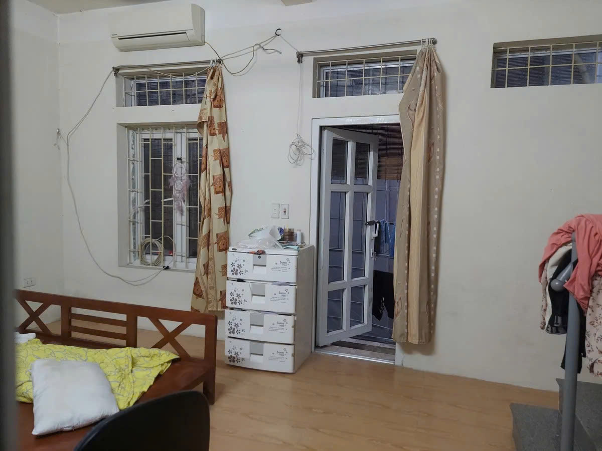 Bán Nhà  Xã Đàn2.  47m2. 3 tầng.mặt tiền 5.4. giá  8.4 tỷ Đống Đa Hà Nội