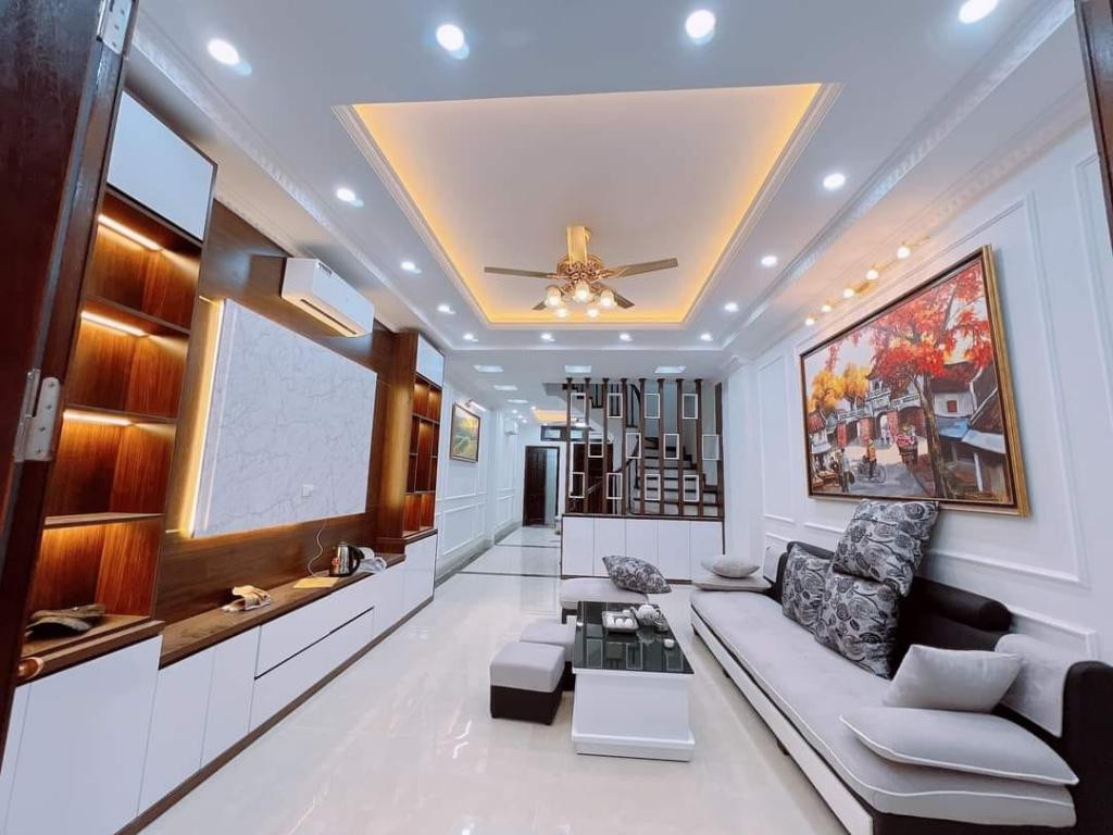 Bán nhà Xã Đàn 40m2 x 6 tầng, 2 mặt thoáng sáng, đẹp ở luôn giá bán 7,35 tỷ