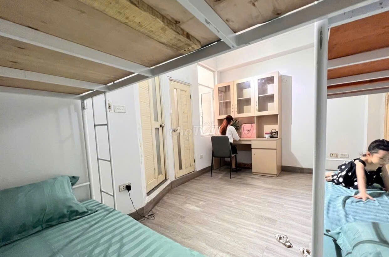 Cho Thuê Tòa Nhà 100M² 5 Tầng 17 phòng kk- Tầng 1 Thông Sàn - Kinh Doanh VP.. Nội Thất Full - Giá Thuê 60tr/th