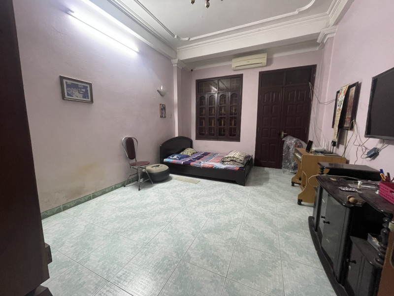 Bán nhà Xã Đàn (Đống Đa) 30/38m, 5 tầng, mt 3.8m, giá 10 tỷ