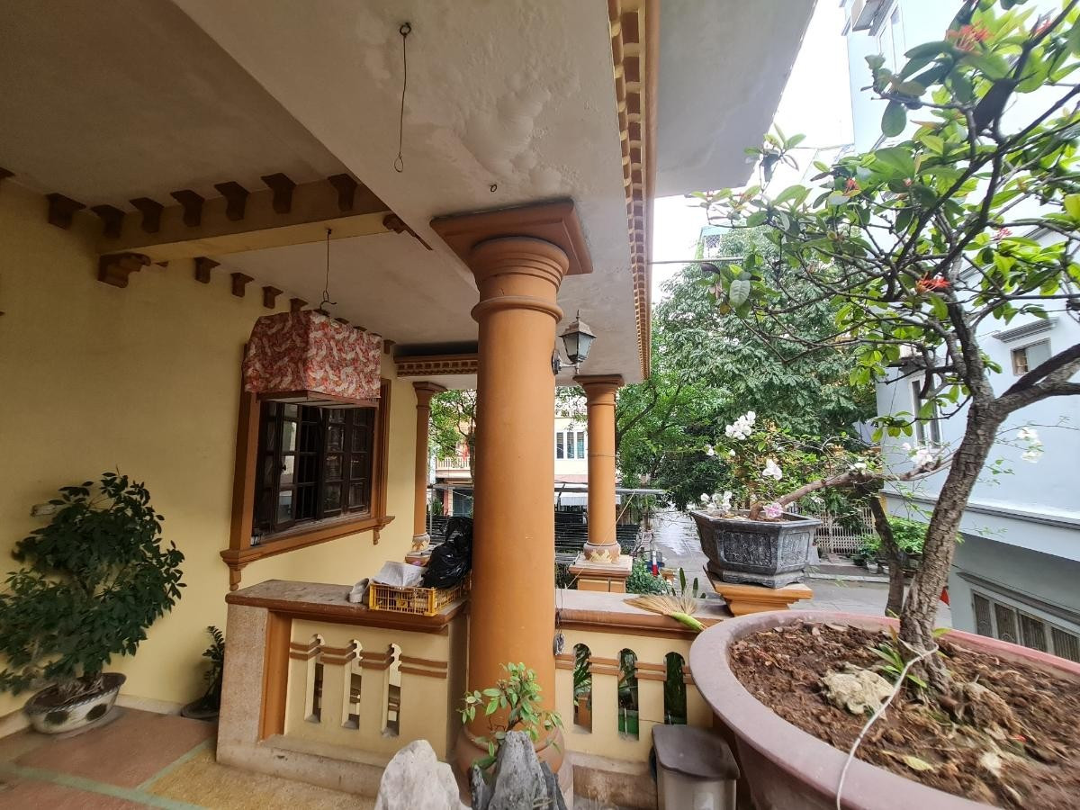 Bán nhà Xã Đàn (Đống Đa) 160.5/200m, 5 tầng, mt 17m, giá 55 tỷ