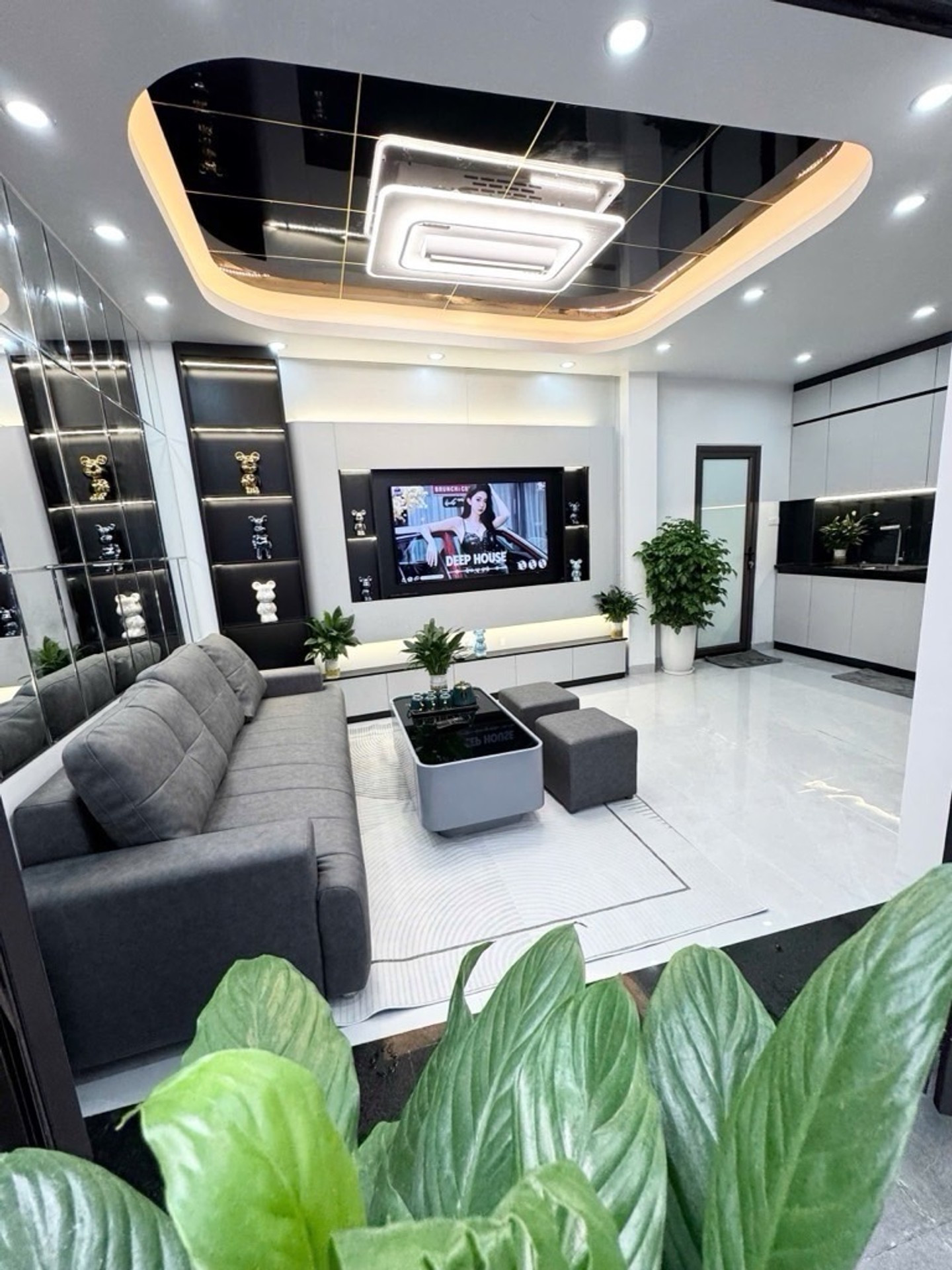 NHÀ ĐẸP XÃ ĐÀN - THIẾT KẾ HIỆN ĐẠI CÓ GU - MẶT TIỀN SIÊU RỘNG