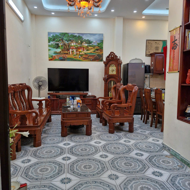 Chính chủ cần bán nhà Trung Phụng gần phô Xã Đàn là lõi của quận Đống Đa tiện ích bạt ngàn