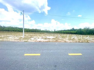 Bán lô đất 2475m2 ngay Quốc Lộ 14, thị trấn Thị Xã, sát KCN, chợ dân cư đông giá 170tr