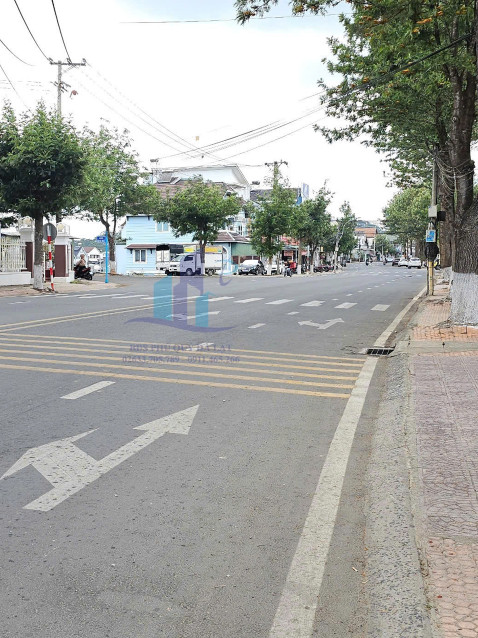 Bán Đất mặt tiền đường Xô Viết Nghệ Tĩnh, Phường 7, Đà Lạt 300mv