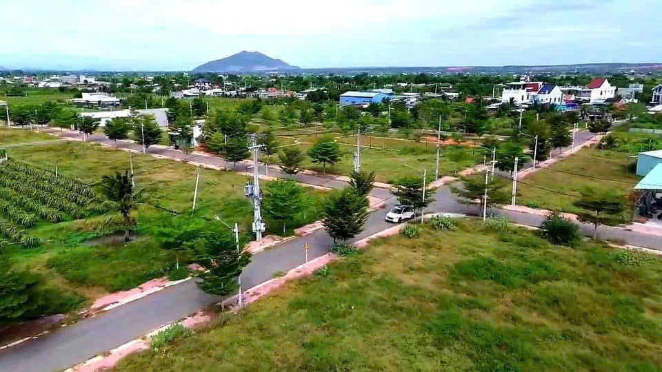 BÁN ĐẤT ĐƯỜNG NHỰA KHU DÂN CƯ PHƯỜNG HÀM THẮNG - LÂM ĐỒNG