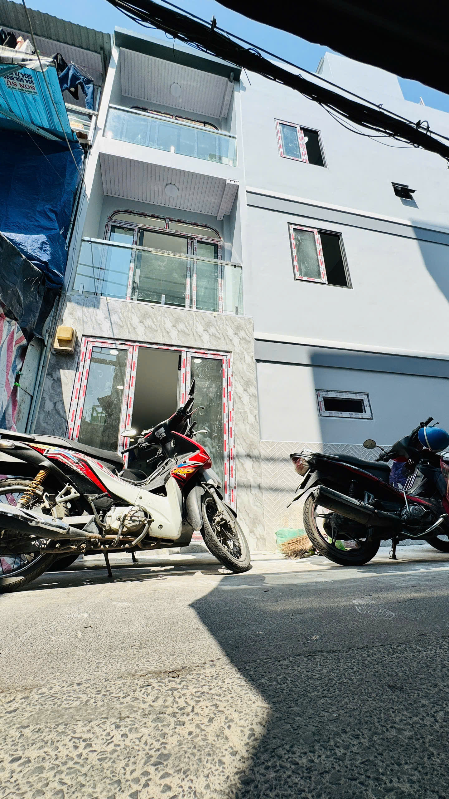 CẦN BÁN NHÀ MỚI - MUA 1 TẶNG 1 - QUẬN 4 GIÁ CHỈ 6,5 Tỷ