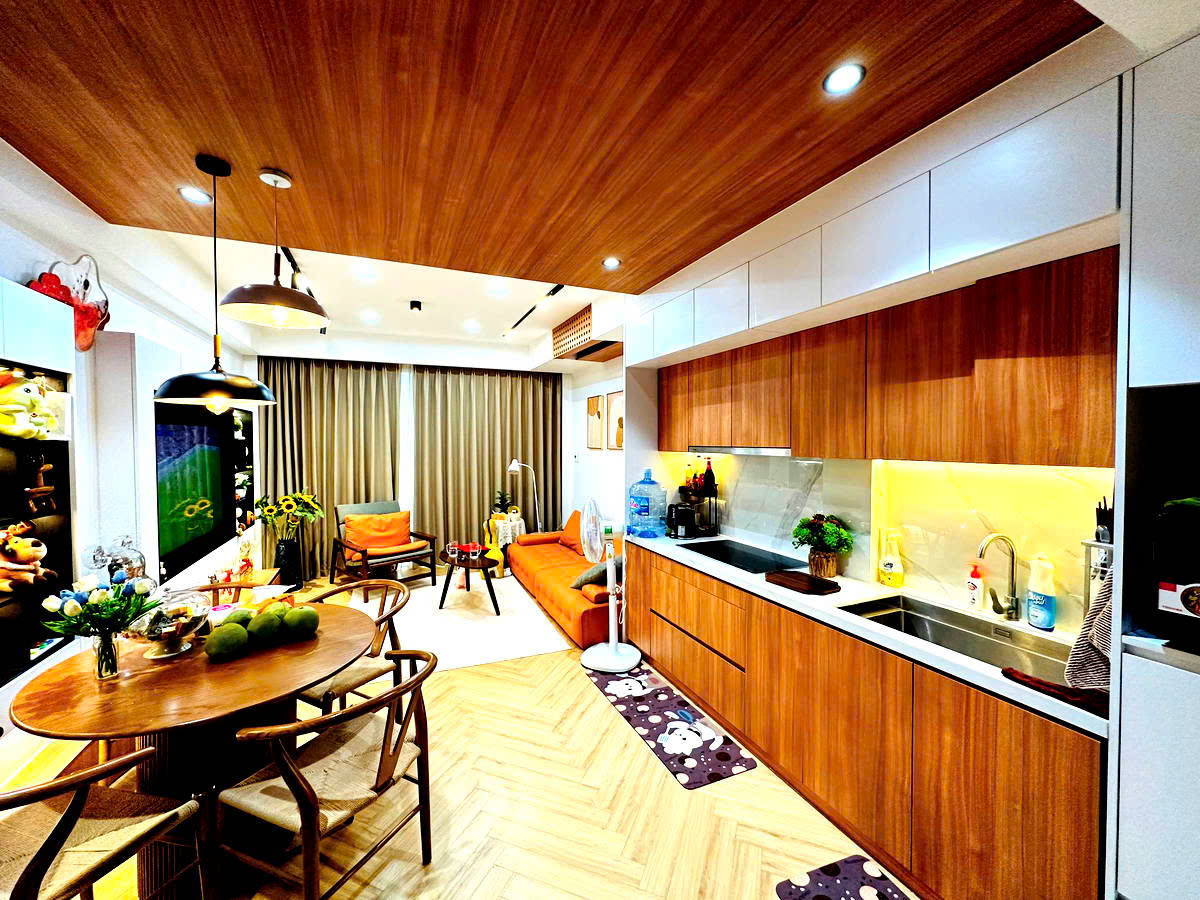 BÁN NHÀ XUÂN DIỆU, TÂY HỒ. 40M2 6 TẦNG MT 4M GIÁ 12,8 TỶ-NHÀ MỚI ĐẸP LONG LANH - CHỦ THUÊ THIẾT KẾ TỰ HOÀN THIỆN - NỘI THẤT TOÀN ĐỒ XỊN - THANG MÁY - GARA Ô TÔ - Ô TÔ TRÁNH