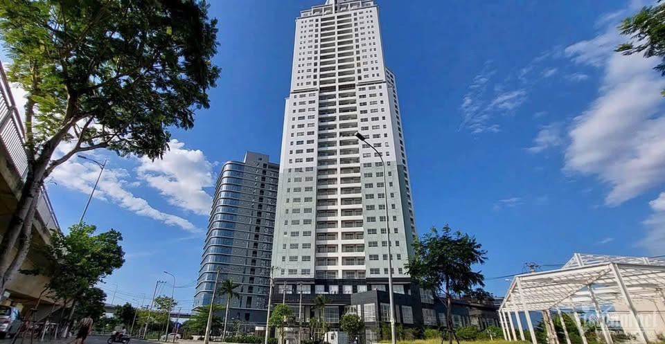 Bán căn hộ 2PN 2WC, 35 triệu/m2, 109m2 tại Blooming Tower Đà Nẵng