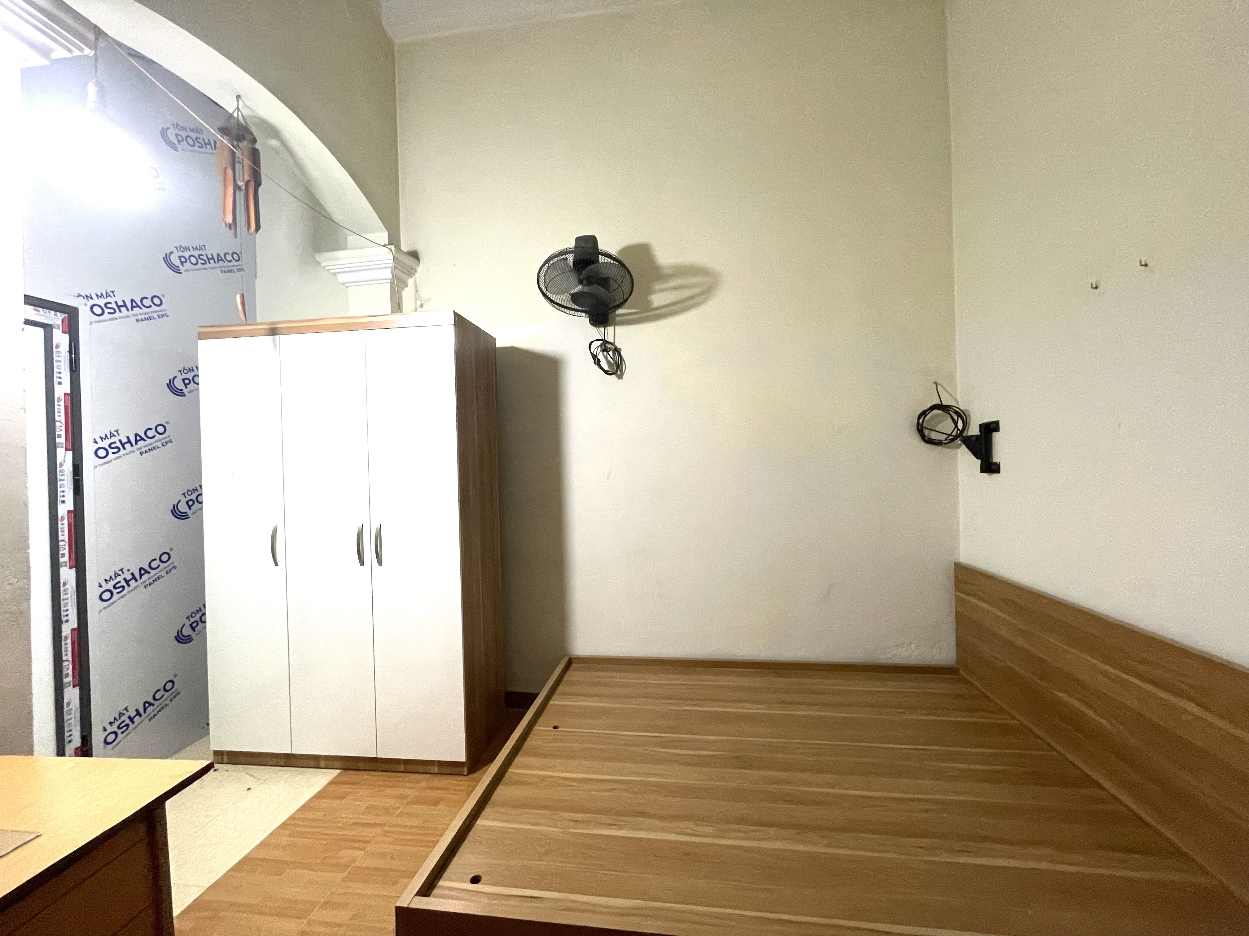 phòng full đồ, vskk, tại khu cán bộ ngay kề đại sứ quán hàn quốc xuân la