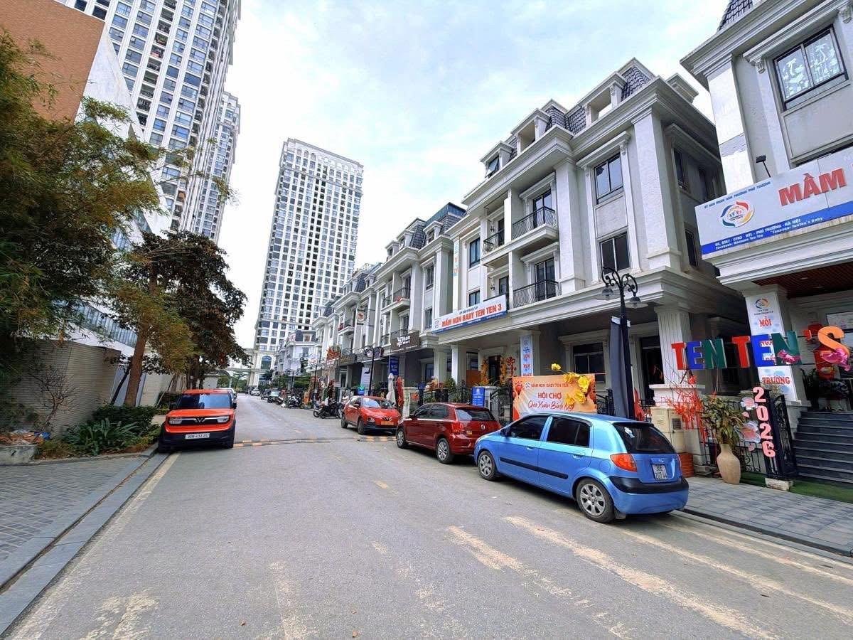 🏡 BÁN BIỆT THỰ LIỀN KỀ CIPUTRA TÂY HỒ – 150M² – MT 7.5M – 5 TẦNG 1 HẦM – VỈA HÈ RỘNG – KINH DOANH ĐỈNH – GIÁ 62.2 TỶ 🚗🌹