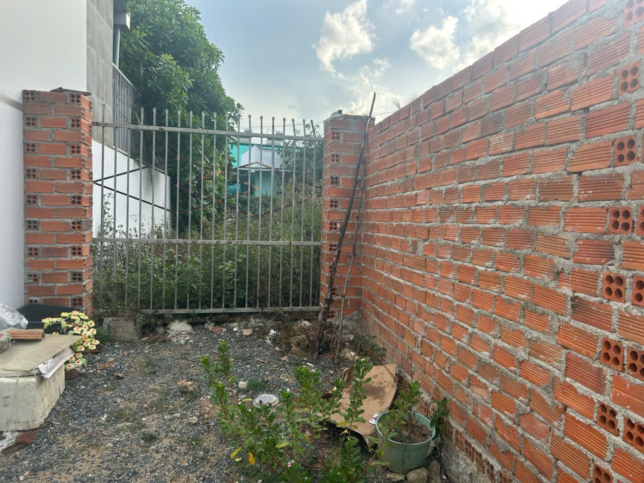 Bán đất