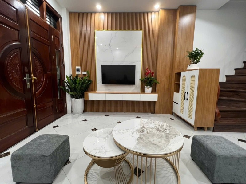 BÁN NHÀ XUÂN PHƯƠNG NAM TỪ LIÊM -FULL NỘI THẤT - GIÁ CHƯA ĐẾN 6 TỶ
