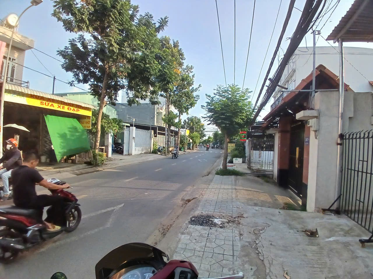 Nhà mt xtt4 bà điểm