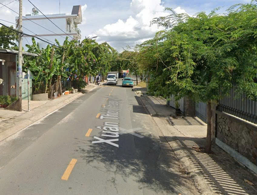 BÁN XƯỞNG MẶT TIỀN ĐƯỜNG NHỰA XUÂN THỚI THƯỢNG