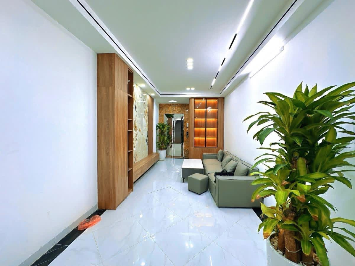 🏡 BÁN NHÀ XUÂN THUỶ, CẦU GIẤY – 33/35M² x 7 TẦNG THANG MÁY – XÂY MỚI 100% – FULL NỘI THẤT – NGÕ THÔNG KINH DOANH – CHỈ 11.6 TỶ ☎️ Nga 0982318676