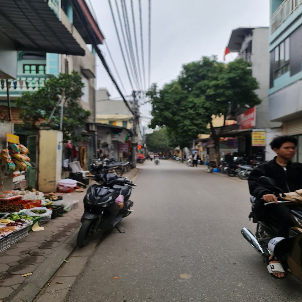 Trục chính Đặng Xá, Gia Lâm. 47m2. Mt 4,7m. Đường 7,4m. Giá 4 tỷ 7xx tiểu học..