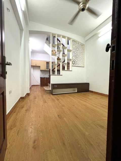 Bán Nhà! Yên Hoà,Ngõ Nông,DT: 26/30T2m2 x  5Tầng,MT: 3.7,Giá: 6.4 tỷ Cầu Giấy