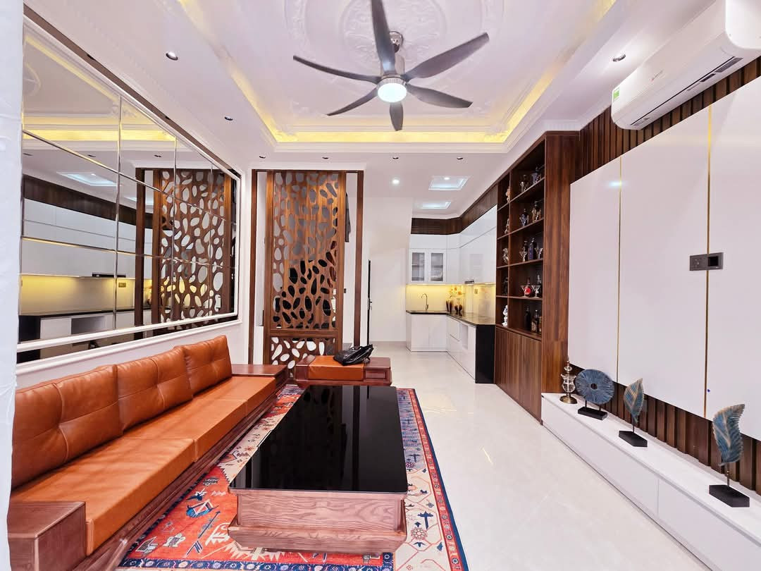 SIÊU PHẨM YÊN HÒA CẦU GIẤY 32M*5T NHỈNH 7 TỶ, NHÀ SIÊU SANG, GẦN PHỐ, NỘI THẤT ĐẲNG CẤP