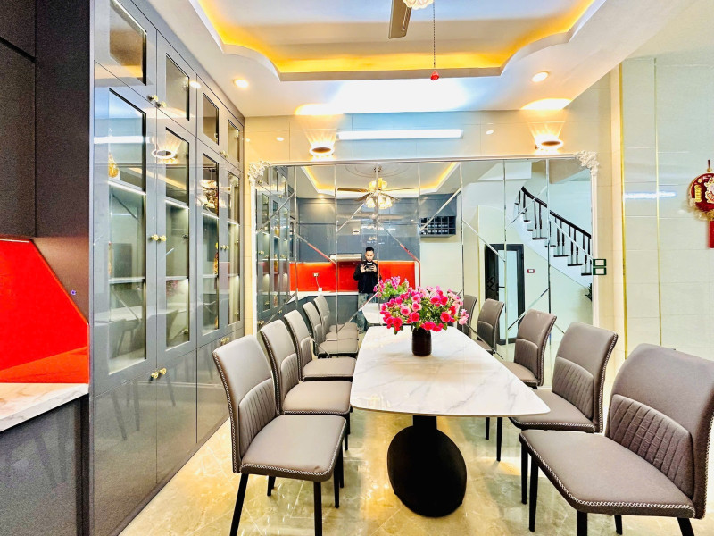 Bán nhà Yên Lạc (HBT) 39/43m, 4 tầng, mt 4.3m, giá 11.68 tỷ