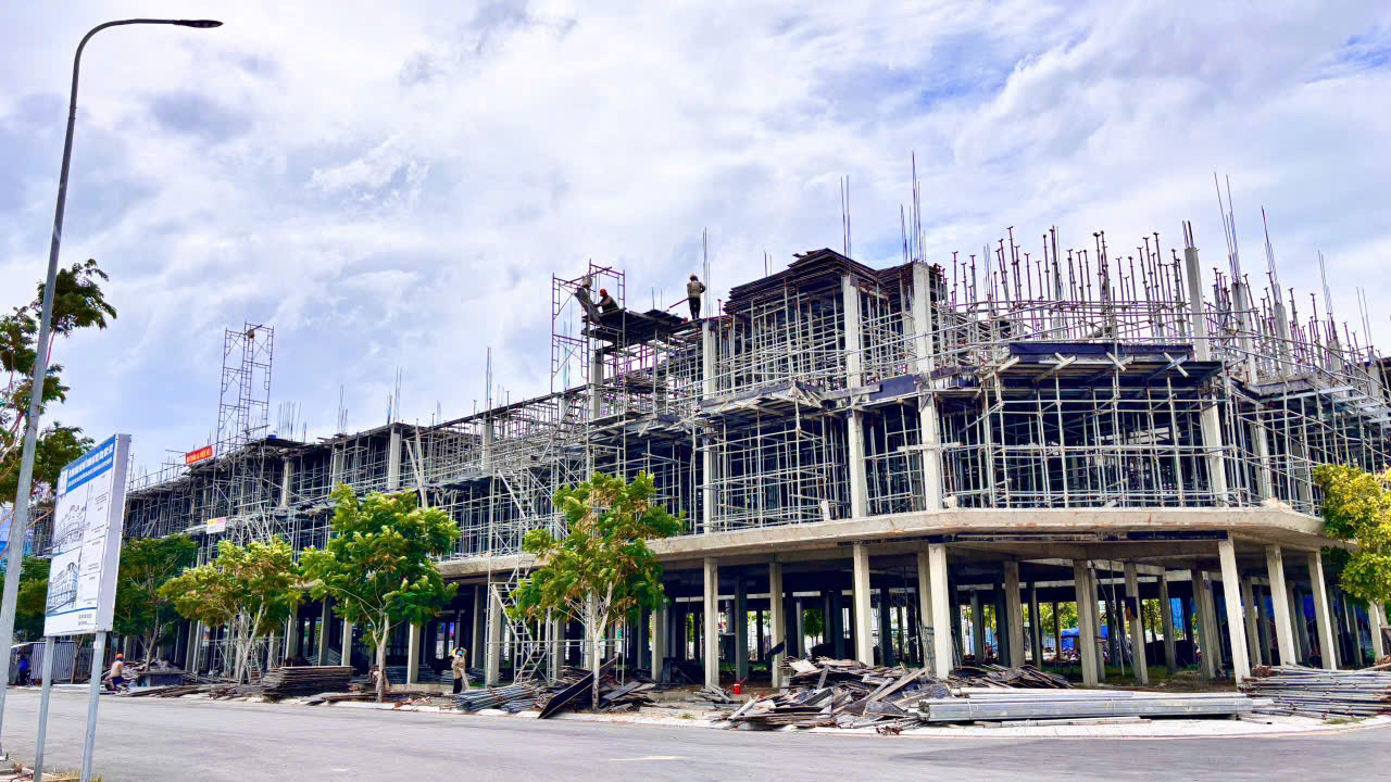 Nhà Phố view Biển giá Tốt Ninh Thuận