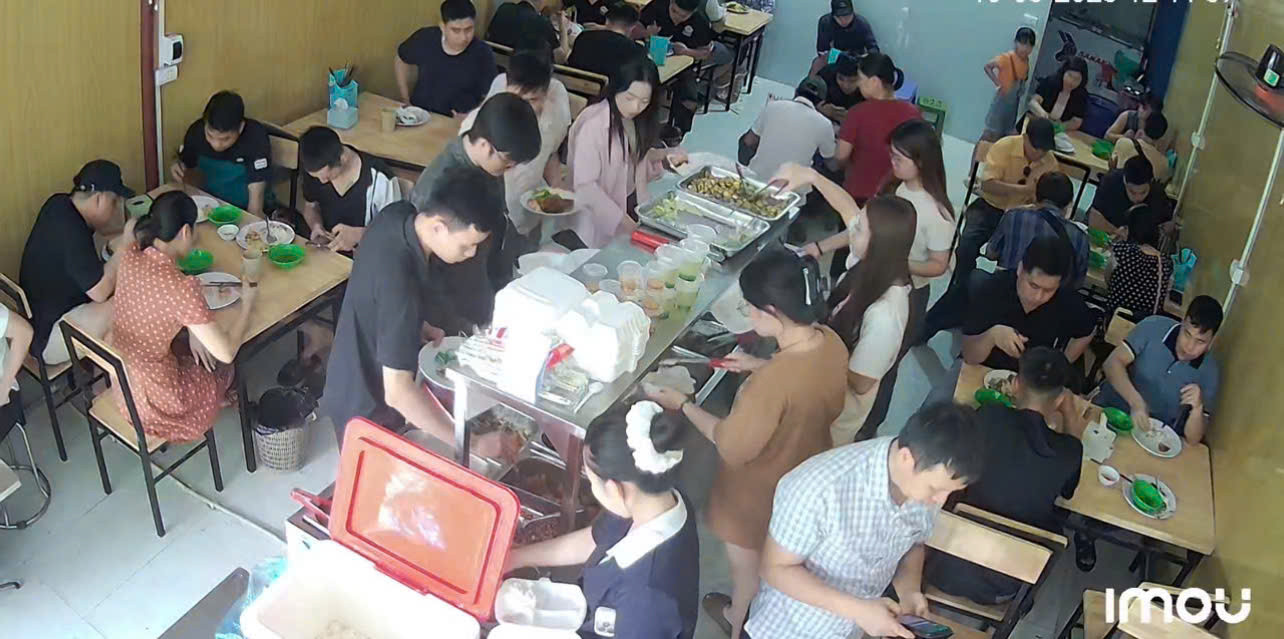 SANG NHƯỢNG QUÁN CƠM TẠI KHU TỔNG CỤC 5, YÊN XÁ , TÂN TRIỀU, THANH TRÌ, HN