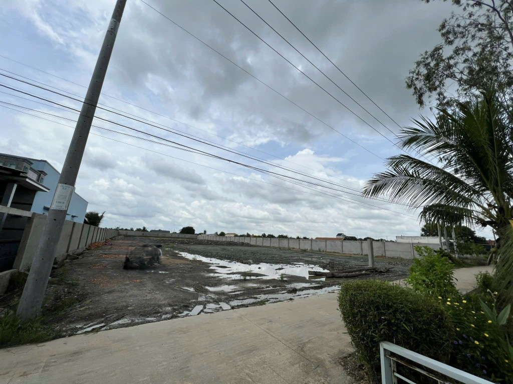 4700m2 đất có 1900m2 thổ  tại Cần Giuộc, Long An