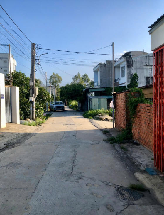 Nhà trệt lầu mới đẹp Phú Mỹ-Dx043 đường oto né nhau gần KDC HT3 giá (💰3,4tỷ còn bớt)