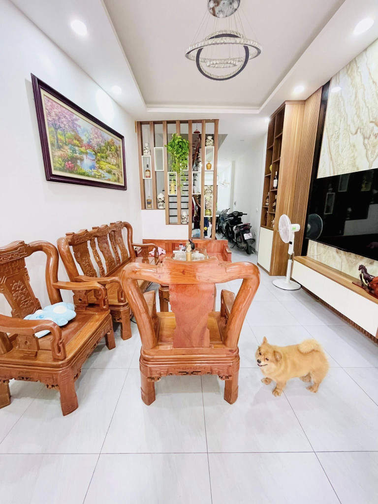 Nhà Mới! Minh Khai,40m Oto Ngõ 3 gác,DT: 42m2 x 5Tầng,MT: 4.1,Giá: 8.6 tỷ Hai Bà Trưng