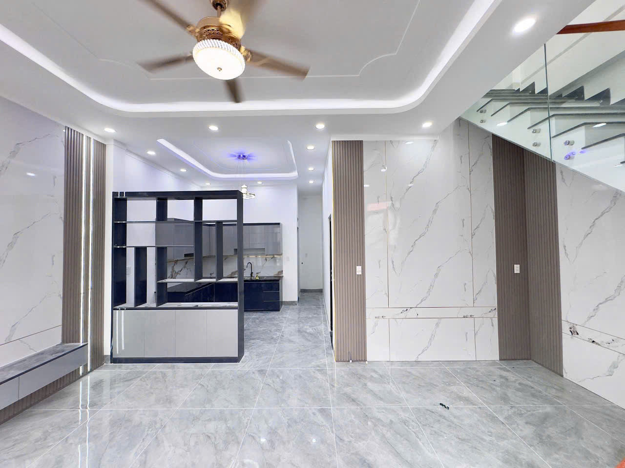 Bán nhà 1 lầu 1 trệt phường Quang Vinh ngay trung tâm Biên Hoà
