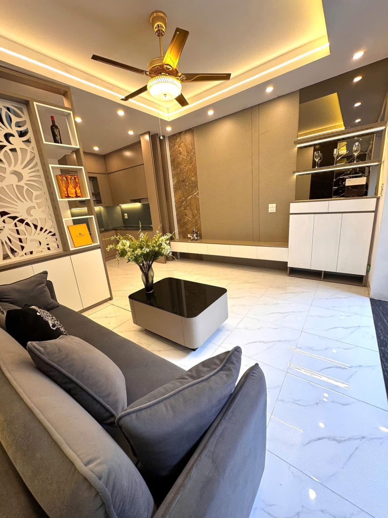 Siêu Phẩm!  Xuân La,Gần Phố,NGõ xe 3 gác,DT: 31m2 x 5Tầng,MT: 4.3m,Giá: 7.75 tỷ Tây Hồ