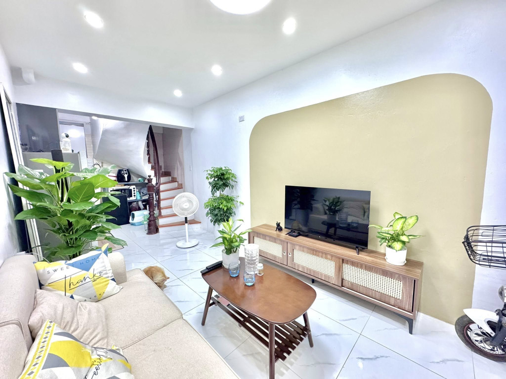 Cấn Bán Gấp! Chợ Khâm Thiên,Ngõ Rộng Thoáng,DT: 24m2 x 4Tầng,Giá:  5.9 tỷ Đống Đa