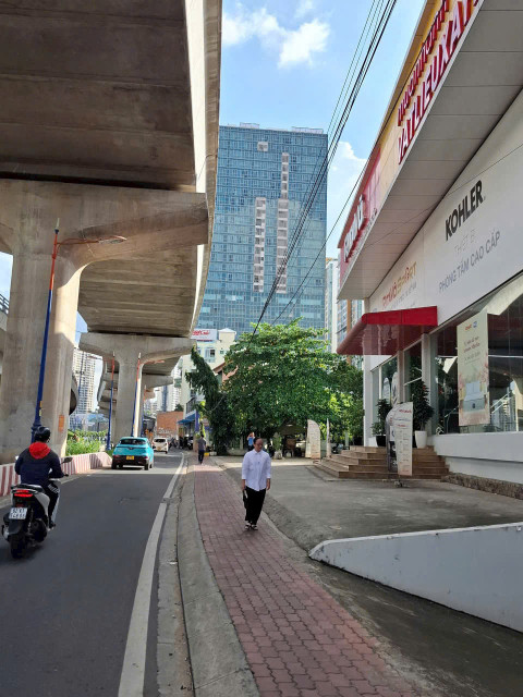 BDS HVL Cho Thuê Đất mặt tiền Song Hành  P. An Phú Quận 2 cũ .